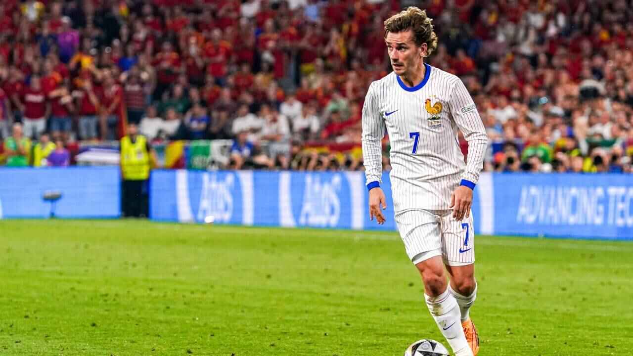 Antoine Griezmann Announces Shocking International Retirement