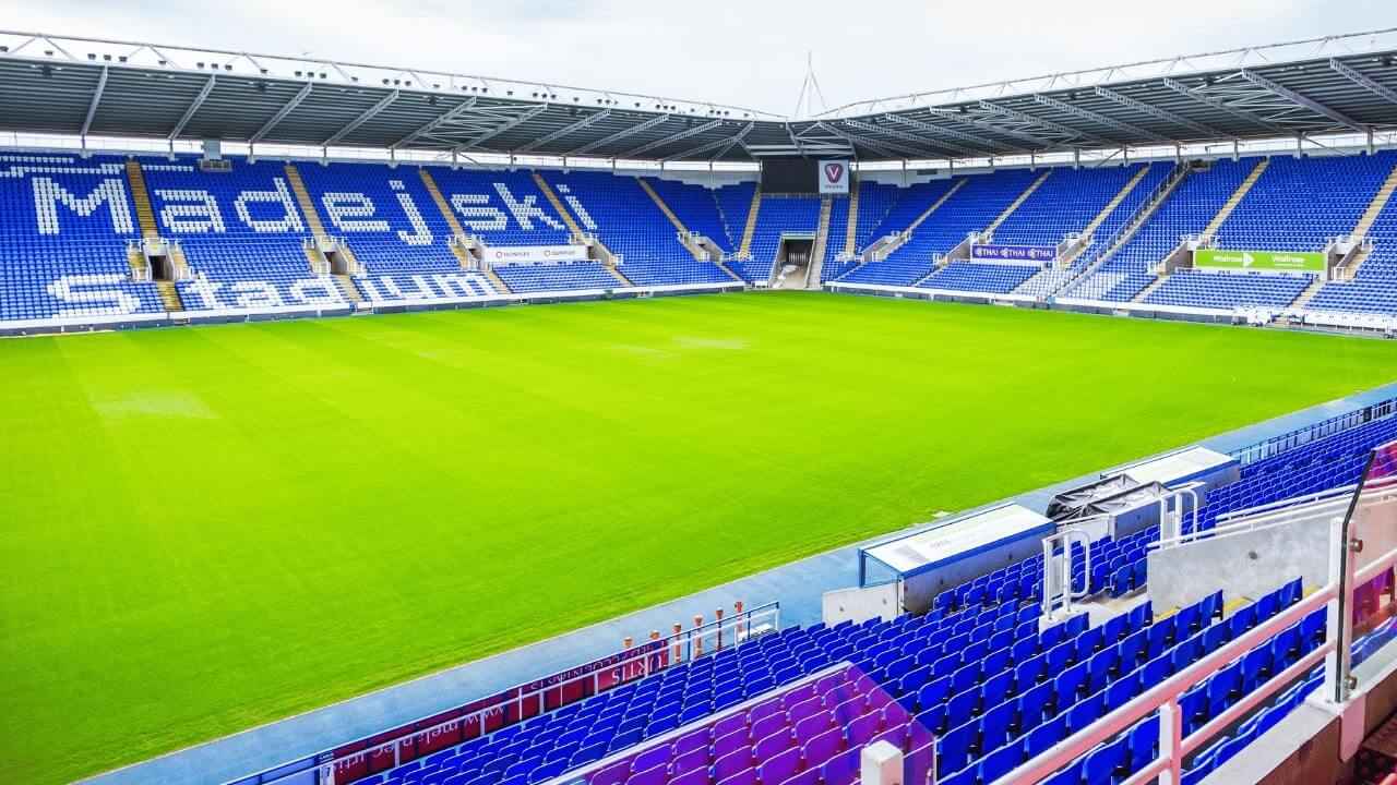 Football Match Preview: Reading vs Leyton Orient - Analysis & Insights