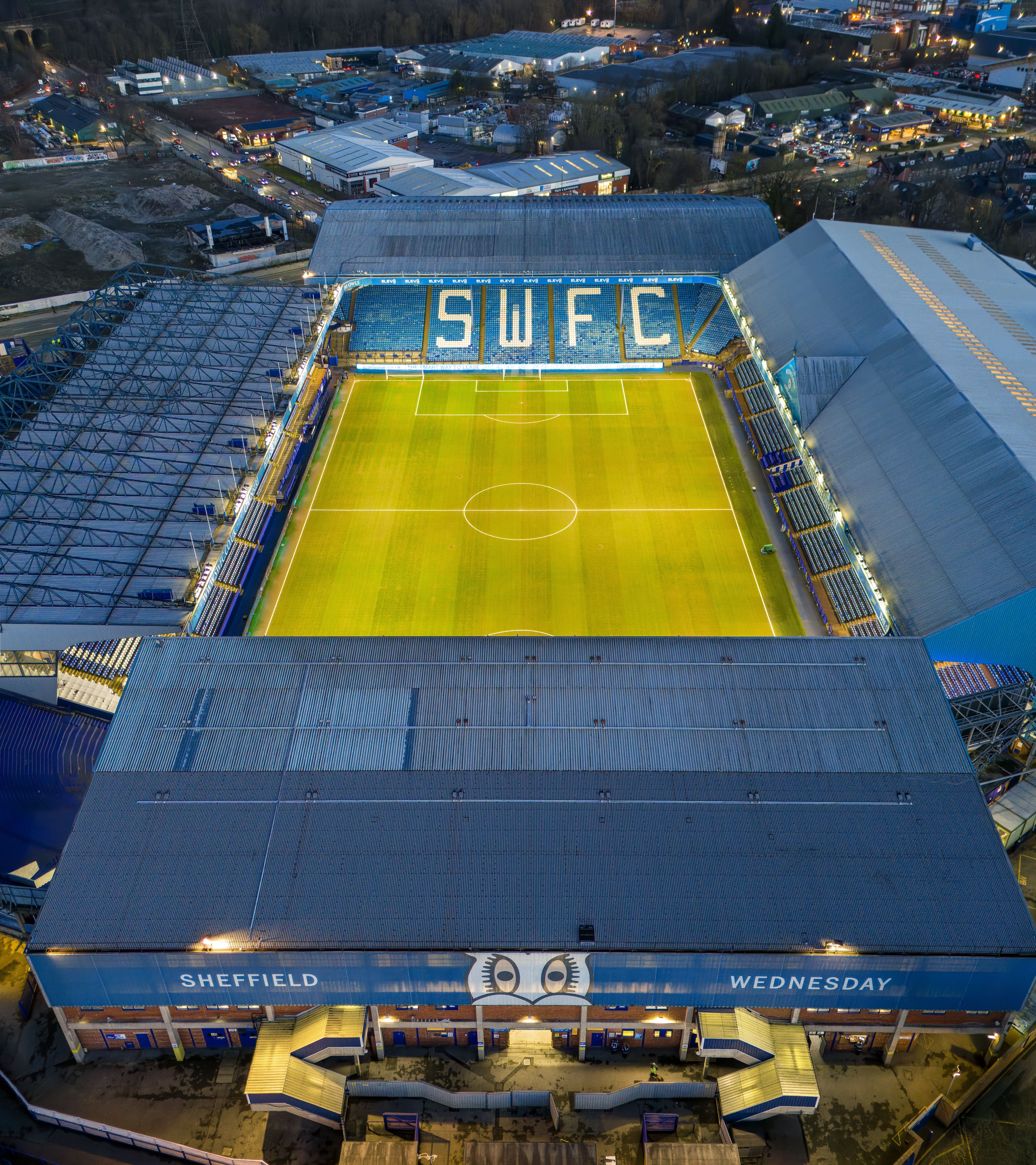 Sheffield Wednesday in talks with Manchester City over a potential loan deal to sign midfielder