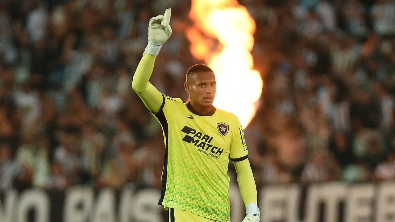 West Ham's New Brazillian Number 1? Evaluating John Victor's Strengths and Style