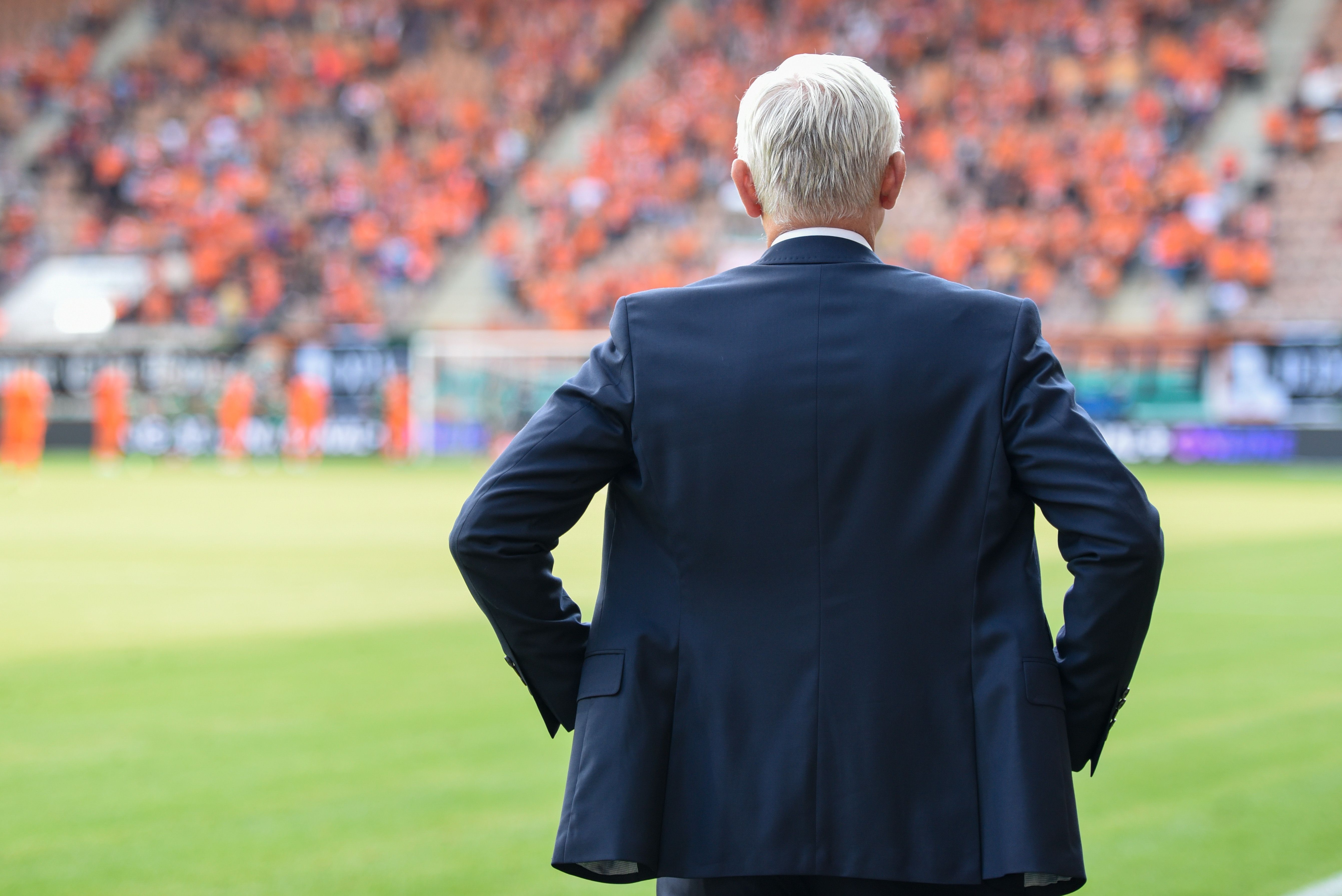 Who Are the Richest Football Managers in the World?