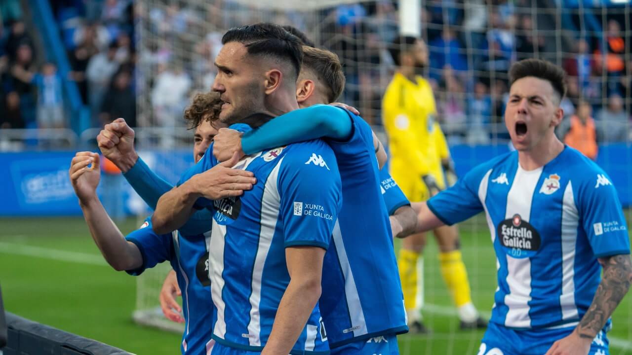 Why is every Spanish football fan talking about Deportivo de La Coruña?