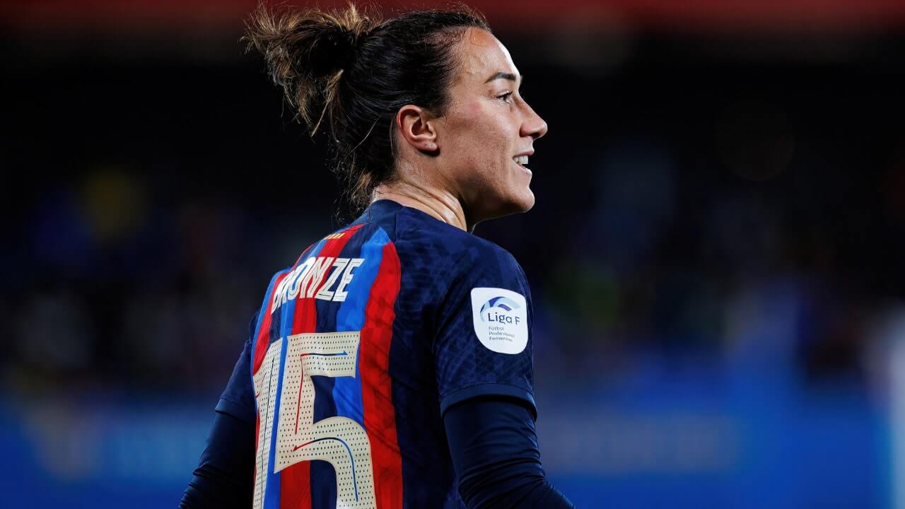 Lucy Bronze On The Verge Of Joining Chelsea