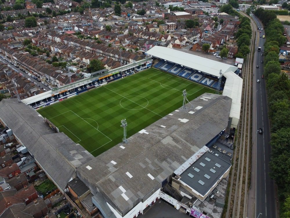 What has gone wrong at Luton Town?