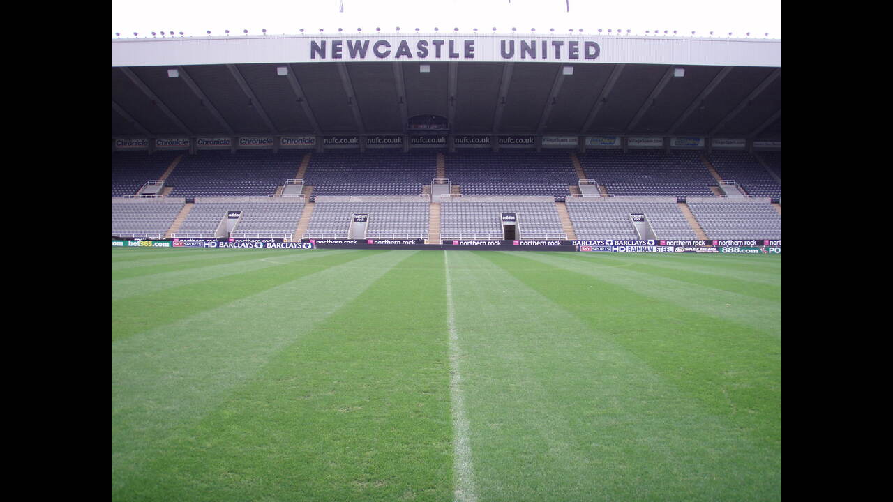 The Best Five Players Who Have Played for Manchester United and Newcastle United
