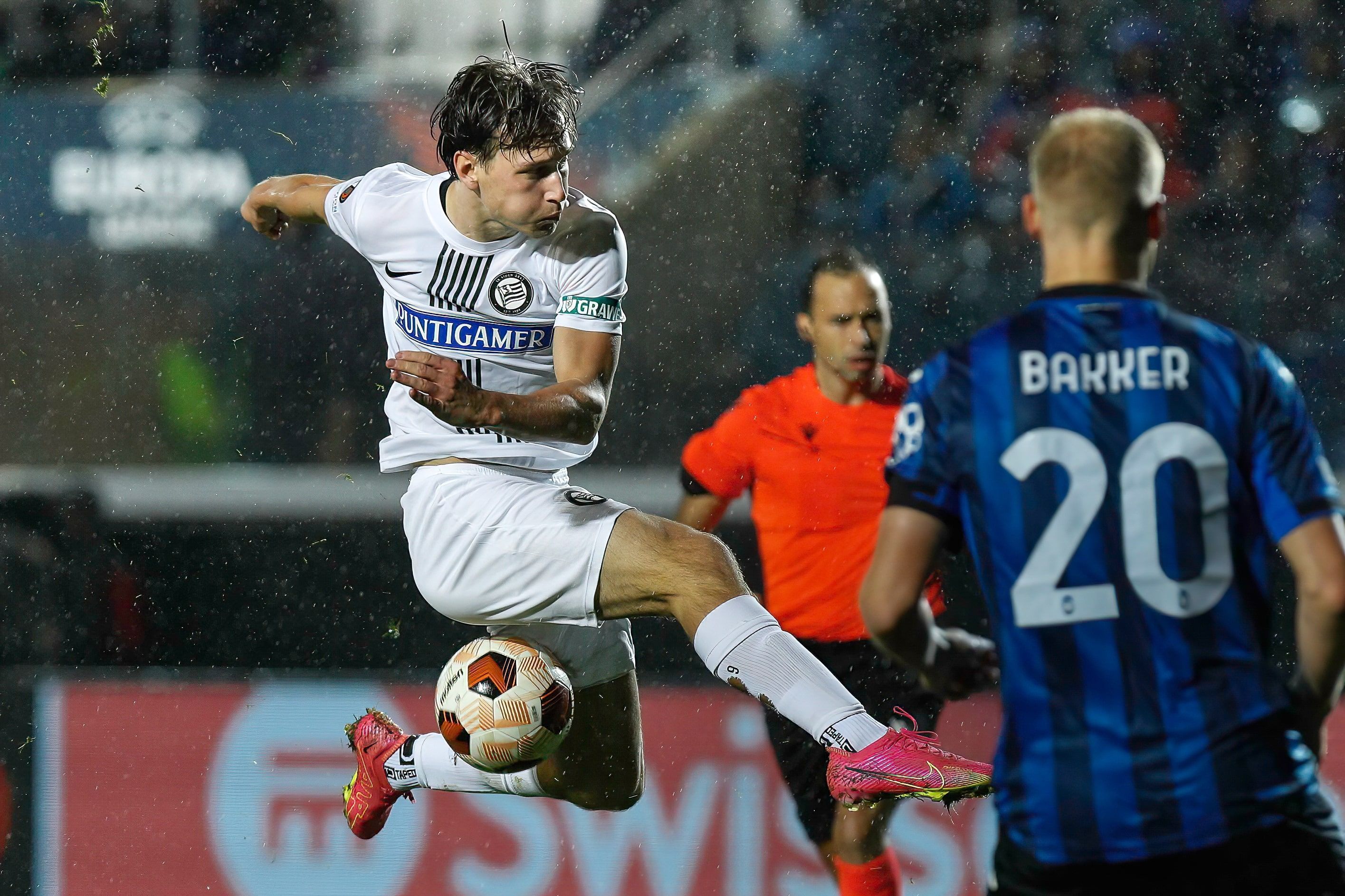 Leicester City Miss Out on Top Target to Mainz