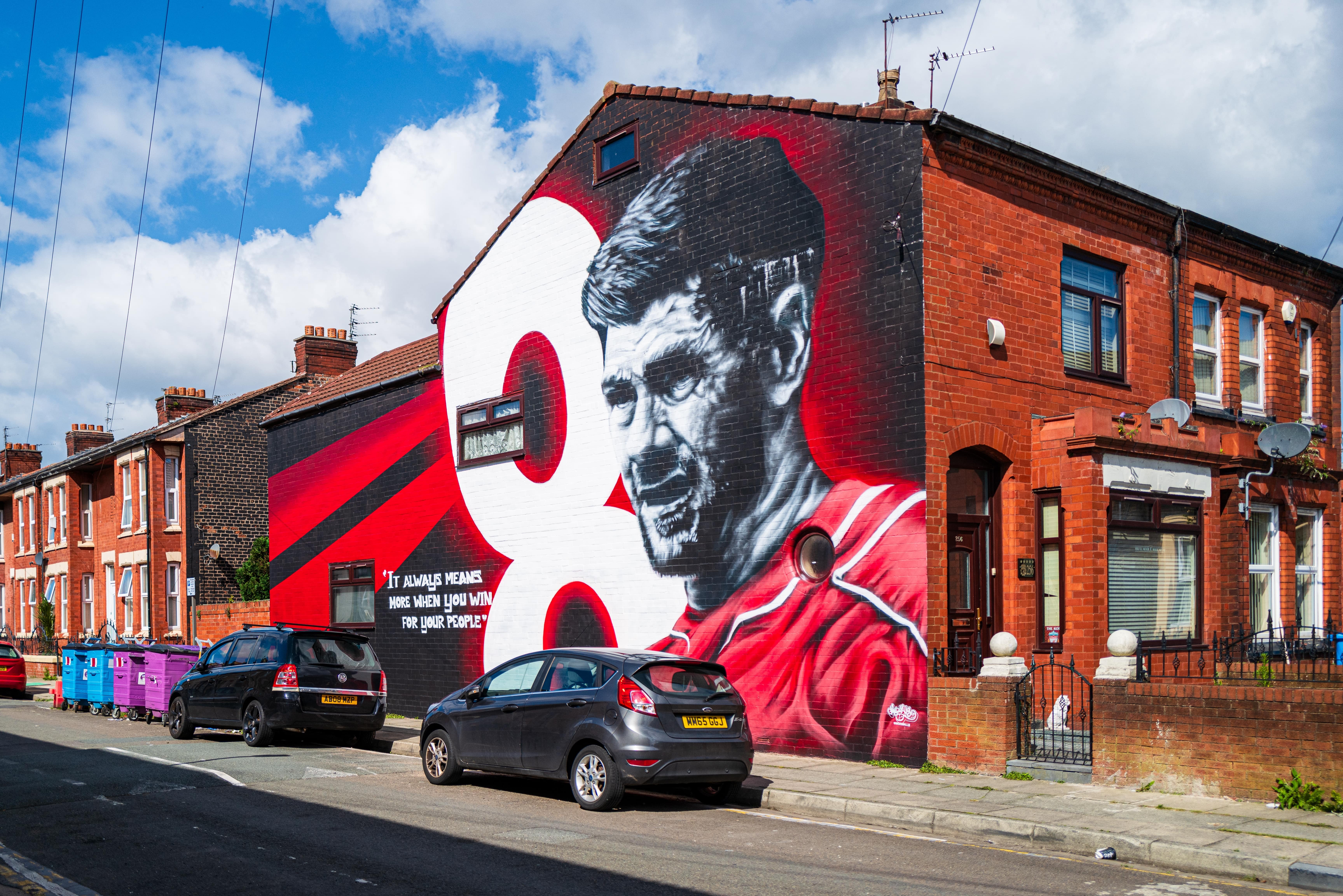 Who Are The Best Liverpool Players Ever? (Top 10)