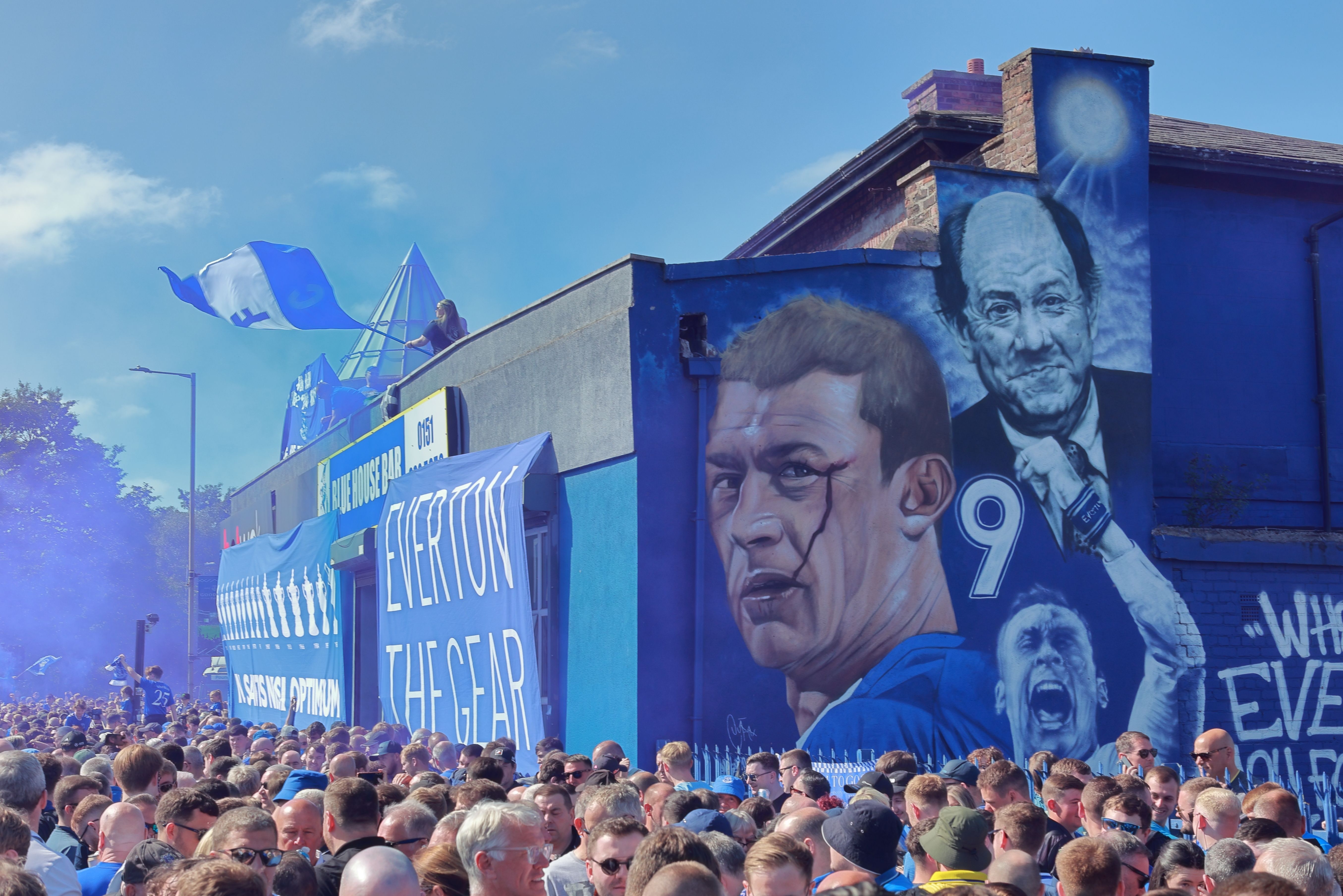 Everton's Summer Transfer Difficulties: Is it About To Change?